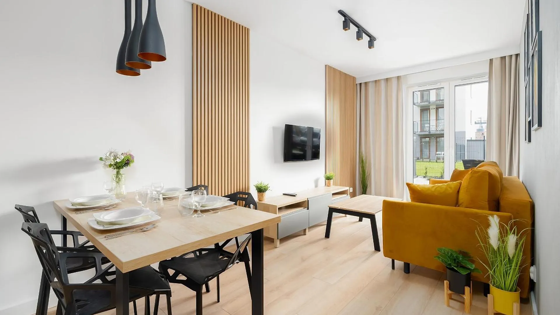 Spacious Apartments Niemena With Free Garage By Noclegi Renters Poznań 0*,  Polen